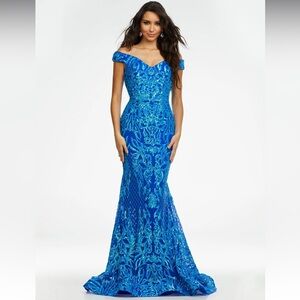 GORGEOUS ASHLEY LAUREN Prom Dress 4 - 2024 BLUE formal, Fitted, Mermaid, Gown